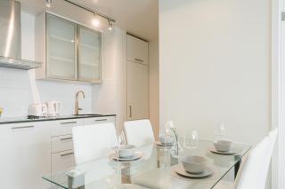 Beautiful Luxurious Modern Condo With Breathtaking Views - 2