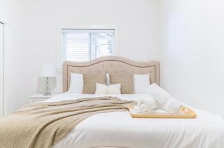 Si & Daniel Home Near YVR Airport & Skytrain Separate Entry Free Parking - 1