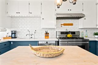 Delightful Pet-Friendly South Park Home - San Diego - 1