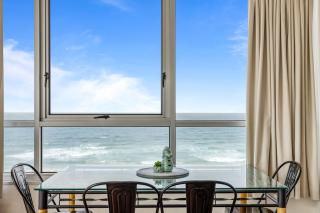 Impressive Waterfront at Chateau Beachside Resort - 6