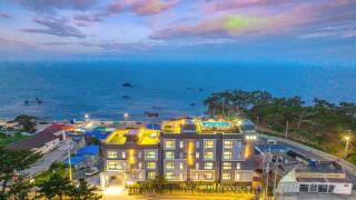 Beachhill Pool Villa - Gyeongju - 9