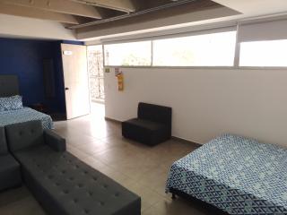 Amazing big studio 203 in aztorga Poblado with A/C - Medellín - 9