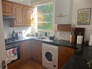 2 bedroom top floor flat, West Dulwich FREE STREET PARKING - Londra - 9