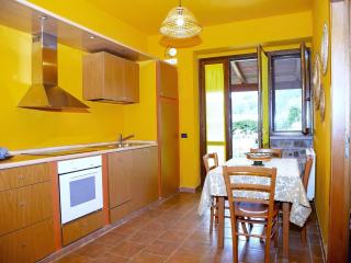 Holiday Home in Trivigno with Pool and Garden - Trivigno - 7