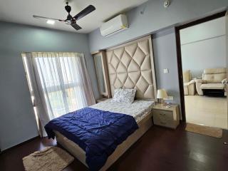 Luxurious Stay - Pune - 4