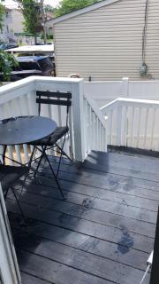 cozzy room with private entrance and drive way - 8