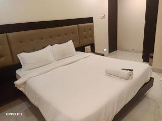 Hotel BKC Palace Inn - Near US Consulate, Bandra Kurla Complex హోటల్ బి కే సి ప్యాలెస్ ఇన్ - Bombay - 9
