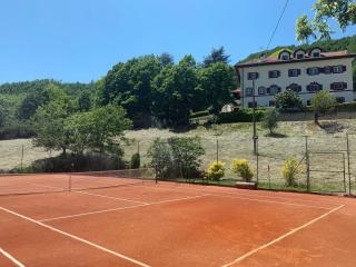 GROUP STAY VILLA - 40 Guests - PRIVATE POOL - TENNISCOURT - PRIVATE COOK - CONVERANCE ROOM villaitaly eu - Cairo Montenotte - 8