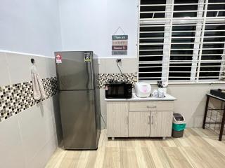 EMPIRE HOMESTAY PAKA ROOM 2 - Paka - 2