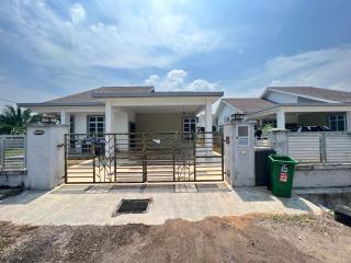EMPIRE HOMESTAY PAKA ROOM 3A - Paka - 6