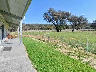 Kangarooby Cottage - A Peaceful Off-grid Escape - 6