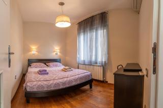 City Center Apartment - Belgrade - 2