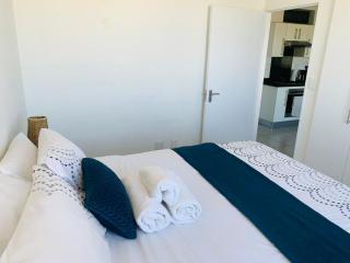 Dmn City Apartment at Junction - 6