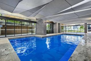 Great location 2B2B Free Parking - 9