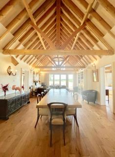 The Mill House on the Brooks South Downs West Sussex Sleeps 15 - Hardham - 8