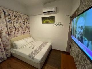 Woodpecker Lodge, Kuching - Kuching - 0