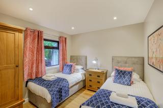 Birch Lodge 13 with Hot Tub - 6