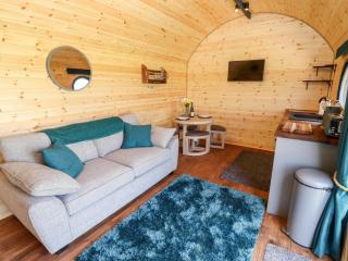 The Happy Valley Pod - 8