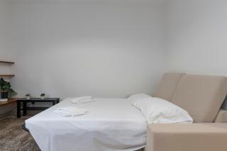 Oasi Urbana a Milano: Piazza Insubria - Milan - 4