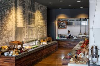 Holiday Inn - Tbilisi by IHG - Tbilisi - 1