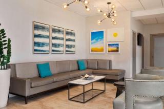 Days Inn by Wyndham Miami Airport North - 3