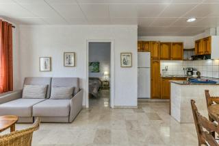 Art- Apartamentos Revilla Tacke H - 4