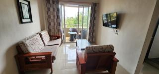 Number 7, 2nd floor, Pebble Bay Apartments with Garden View - Grand-Baie - 1