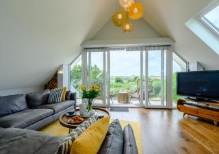 The Outlook - Saint Issey - 9