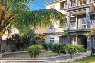 Number 8, 2nd Floor, Pebble Bay Apartments - Grand-Baie - 0