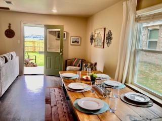 Furnished 3-bed- Townhome in the Hills Near Fort Cavazos - Copperas Cove - 9