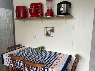 Quarto 6 no Centro de Itajaí, Ar+SmartTv - Itajaí - 4