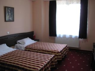 Hotel Premiere - Bucharest - 3