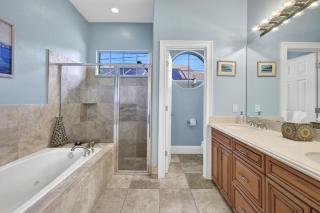 CocoBreeze - Poolside Paradise Mins to Beach! - Naples - 7