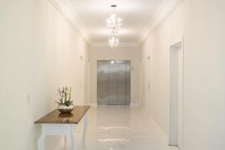 Altitude Lodge Hotel - 1