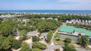 578, Coastal Dreams- Soundside, 6 BRs, Priv Pool, H Tub, Pool Table, Dogs Welcome! - Corolla - 8