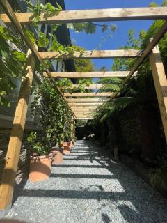 Quirky Retreats - The Hidden Retreat - 8