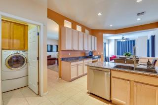 Spacious Surprise Vacation Rental with Private Pool! - Surprise - 2