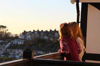 Bryn Gwyn, Sleeps 8, Sea Views, Borth y Gest - 3