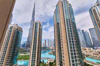 BellaVista Boulevard Central Spacious 2 Bedroom with maids room Burj Khalifa and Fountain View - Dubai - 0