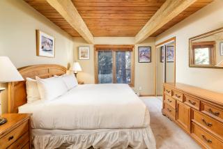 Chateau Eau Claire Unit 17, Serene Condo Overlooking the River with Many Upgrades - 4