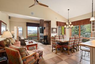 Chamonix 54, Snowmass Ski-In/Ski-Out Condo with Pool, Hot Tub, Free WiFi, & Airport Shuttle - 7