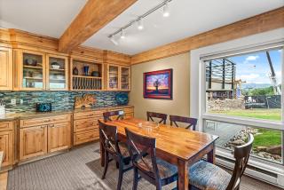 Enclave 102, Snowmass Ski-In/Ski-Out Condo w/Shared Pool/Hot Tub - 2