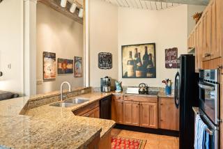 Enclave 305, Snowmass Ski-In/Ski-Out Condo w/Shared Pool/Hot Tub - 3