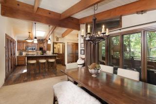 Little Nell Condominiums Unit 11, Top Floor Condo with Mountain Views, 3 Blocks to Gondola - 7