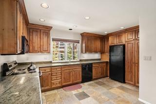 Alpenblick 13, Spacious Townhouse with Lots of Great Features, Close to Downtown - 6