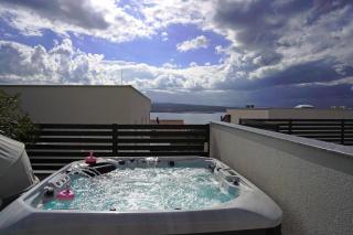 Sobol Apartments 'Navis' with private jacuzzi - Crikvenica - 0