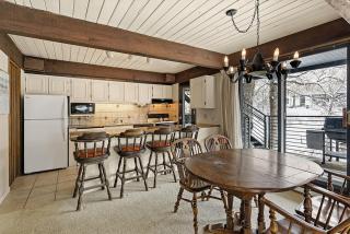 Chateau Roaring Fork Unit 29, Sunny, Corner Condo with River Views - 7