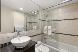 Glory Hole Unit C, Remodeled condo w/ excellent location, wood-burning fireplace & new kitchen - 3