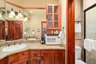 Independence Square 308, Top Floor Hotel Room with Ideal Downtown Location - Aspen - 8