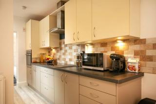 Cosy home with street parking for you - Derby - 8